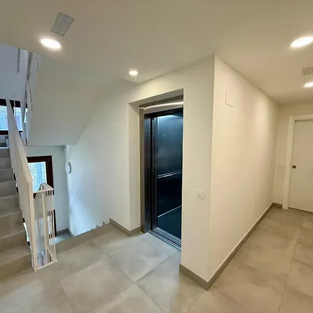 Villmor - B37 - Casa Luna * بيناسكي